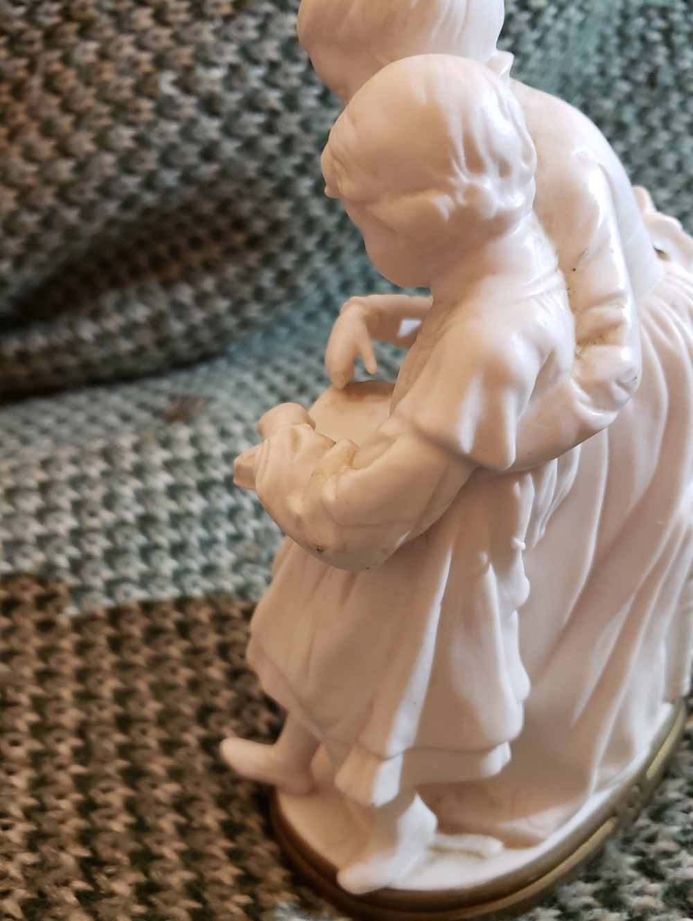 Vintage Goebel Irene Spencer "Hug Me" Bisque Porcelain Mother & Child Lamp Base - Picture 4 of 16